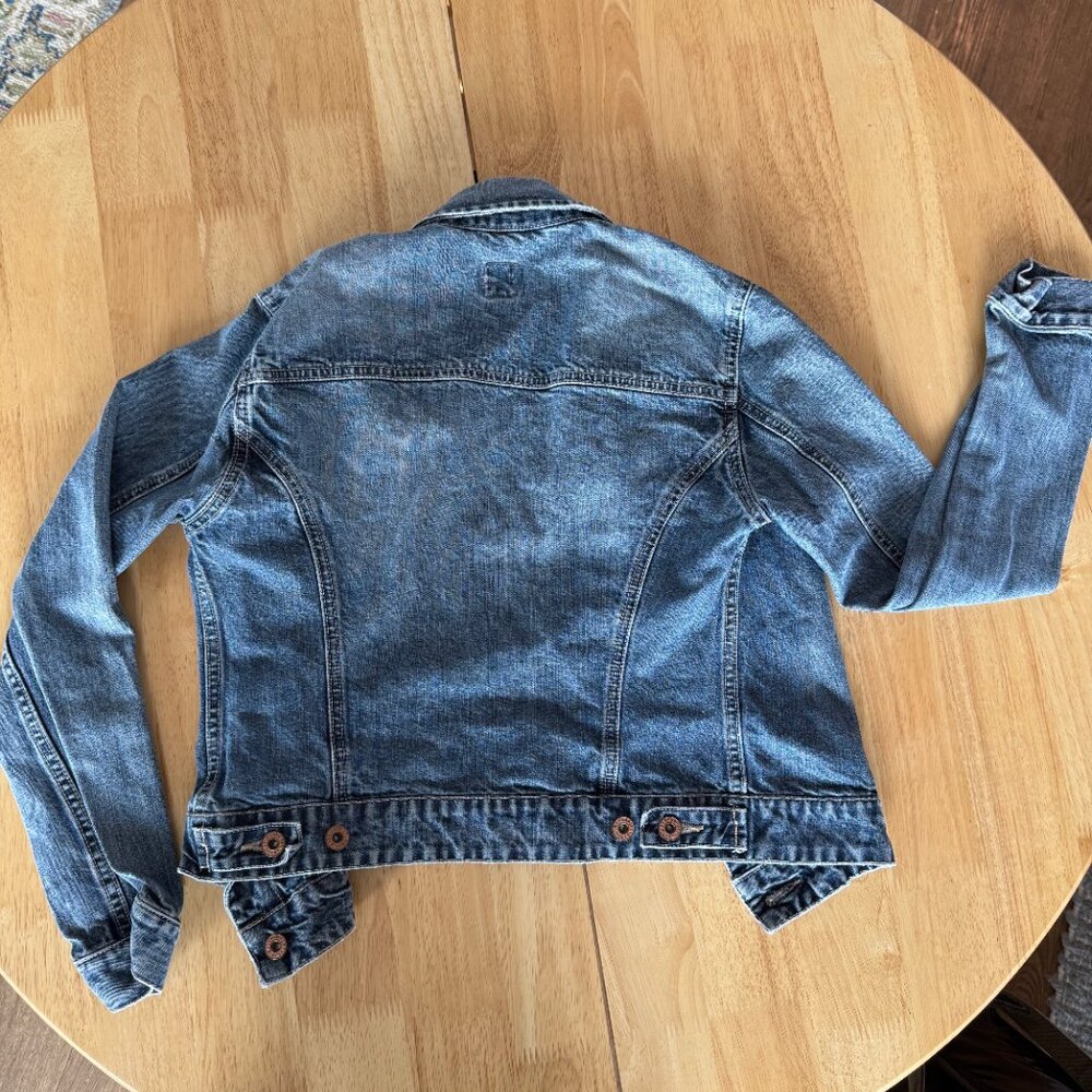 Gap Crop Jean Jacket Medium Wash (Size Small) - Picture 3 of 3
